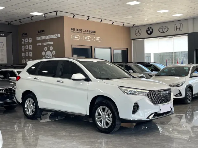 Haval M6 — Фото автомобиля 3