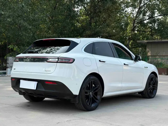 Aito M5 — Фото автомобиля 8