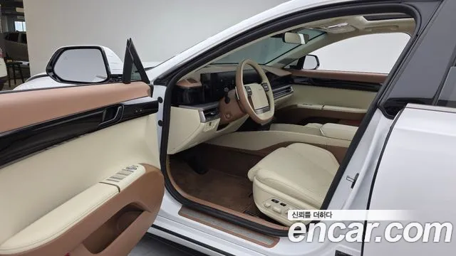 Hyundai Grandeur GN7 — Фото автомобиля 10