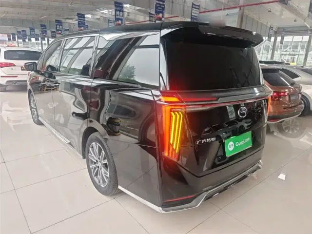 GAC Trumpchi M8 — Фото автомобиля 4