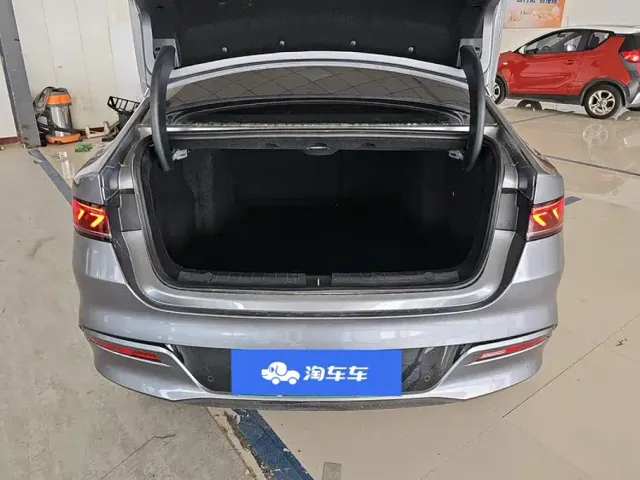 BYD Qin PLUS — Фото автомобиля 4
