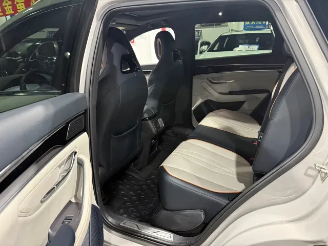 BYD Song PLUS — Фото автомобиля 5