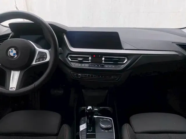 BMW 2 Series — Фото автомобиля 12
