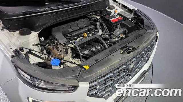 Hyundai Venue — Фото автомобиля 6