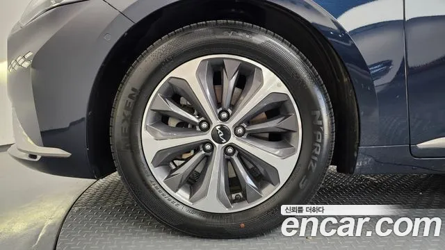 Kia K8 K8 Hybrid — Фото автомобиля 5