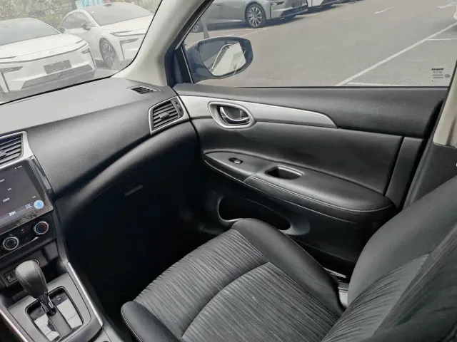 Nissan Sylphy — Фото автомобиля 12