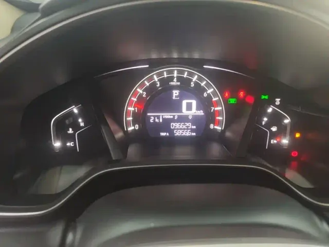 Honda CR-V — Фото автомобиля 11