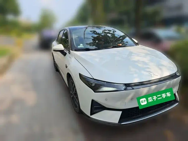 Xpeng P5 — Фото автомобиля 3