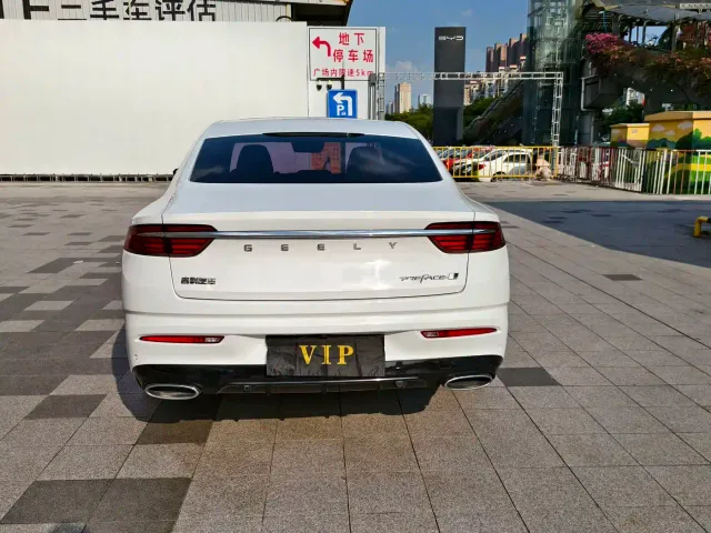 Geely Xingrui — Фото автомобиля 11