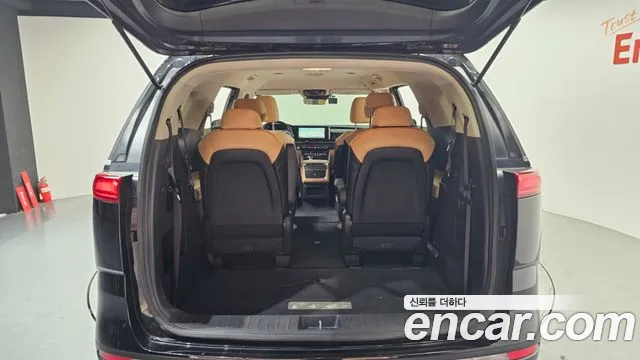Kia Canival Carnival 4 поколение Дизель 9 мест Prestige — Фото автомобиля 20