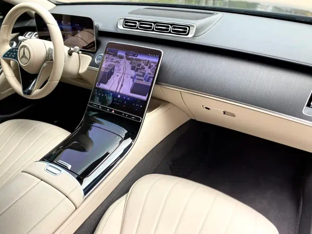 Mercedes-Benz S-Class — Фото автомобиля 12