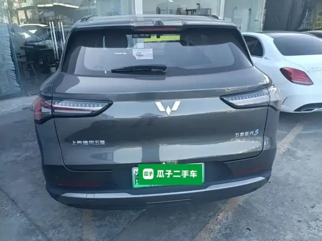 Wuling Starlight S — Фото автомобиля 5