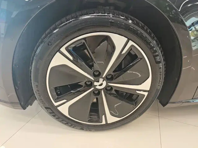 Nio ET5 Touring — Фото автомобиля 22
