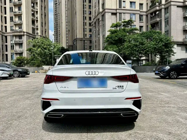 Audi A3 — Фото автомобиля 5