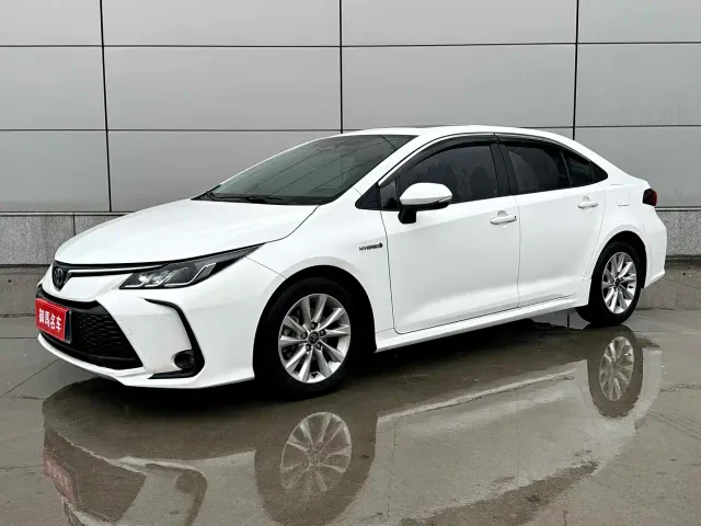 Toyota Corolla — Фото автомобиля 2
