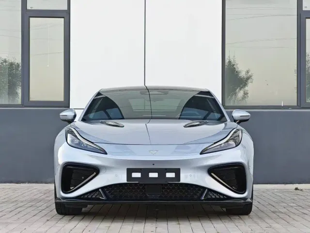 Hozon Neta GT — Фото автомобиля 2