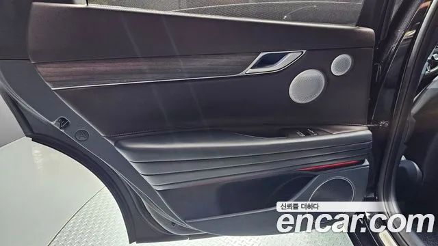 Genesis G80 RG3 — Фото автомобиля 25