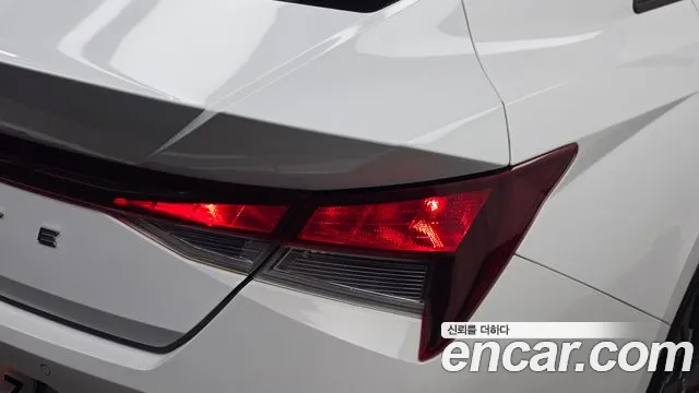 Hyundai Avante CN7 — Фото автомобиля 8