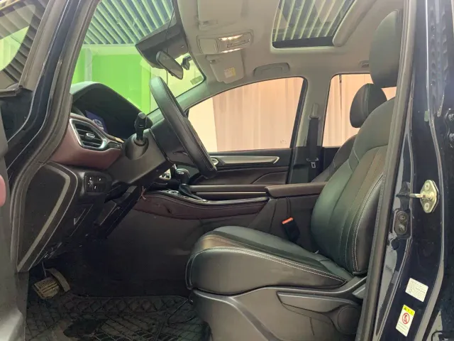 GAC Trumpchi M6 — Фото автомобиля 8