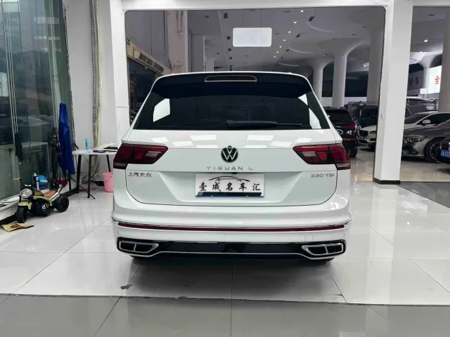 Volkswagen Tiguan L — Фото автомобиля 8