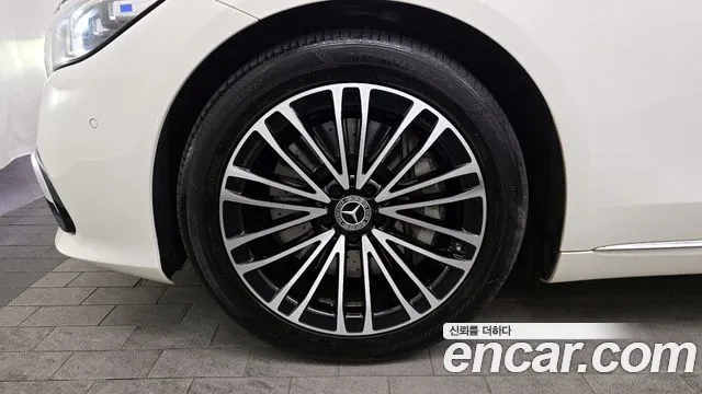 Mercedes-Benz S-Class S-класс W223 — Фото автомобиля 5