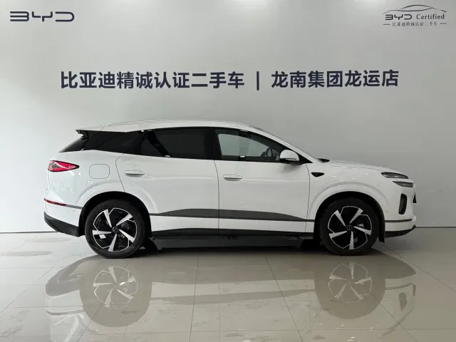 BYD Sealion 06 — Фото автомобиля 9