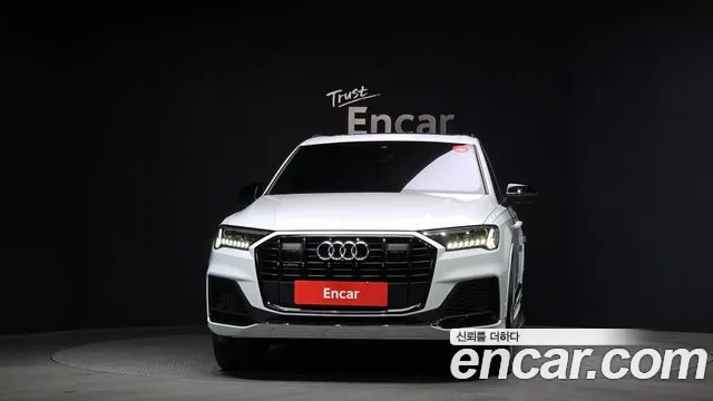Audi Q7 55 TFSI quattro Premium — Фото автомобиля 3