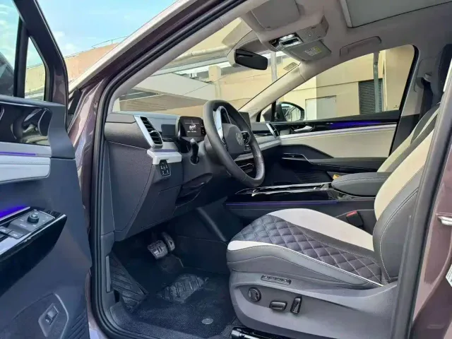 Volkswagen ID.6 Crozz — Фото автомобиля 4