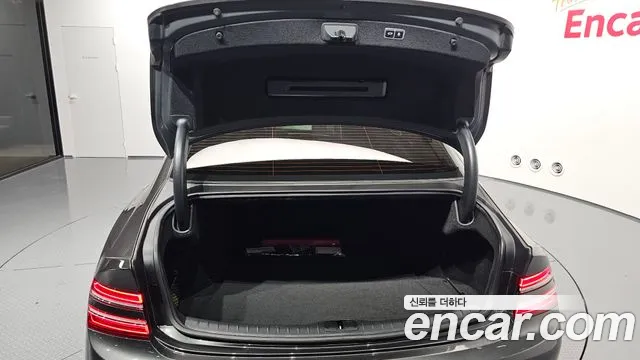 Genesis G80 Бензин 2.5 турбо AWD — Фото автомобиля 29