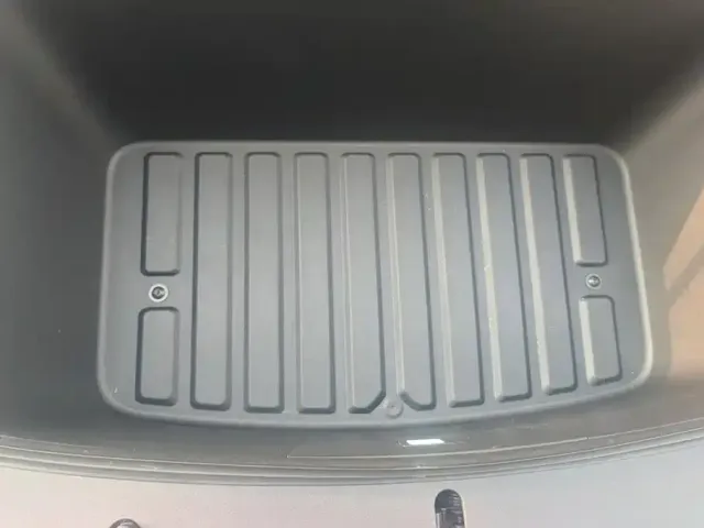 Li Auto Li Auto i6 2025 4WD Base Model — Фото автомобиля 10