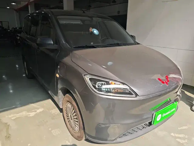 Wuling Hongguang — Фото автомобиля 3