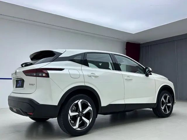 Nissan Qashqai — Фото автомобиля 6