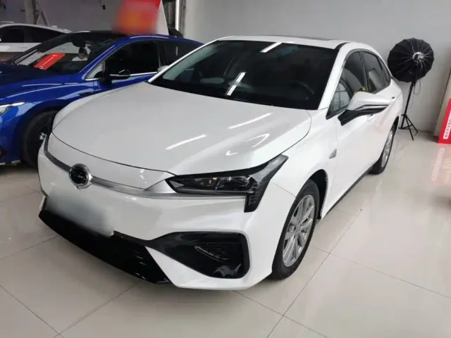 Фотография автомобиля — GAC Aion S