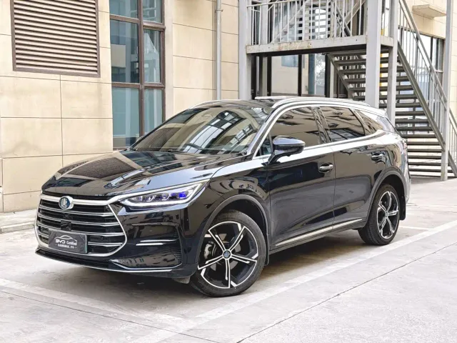 Фотография автомобиля — BYD Tang