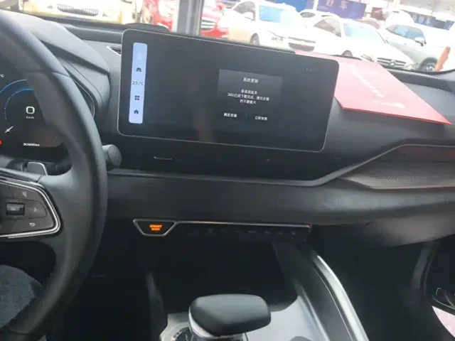 Geely Xingrui — Фото автомобиля 12