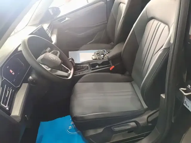 Volkswagen Sagitar — Фото автомобиля 14