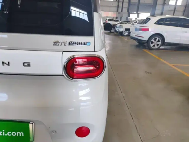 Wuling Hongguang Mini EV — Фото автомобиля 7