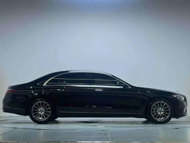 Mercedes-Benz S-Class — Фото автомобиля 16