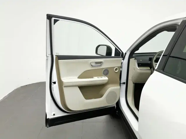 Toyota BoZhi 3X — Фото автомобиля 8