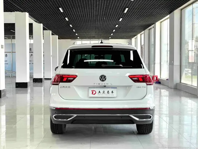 Volkswagen Tiguan L — Фото автомобиля 5