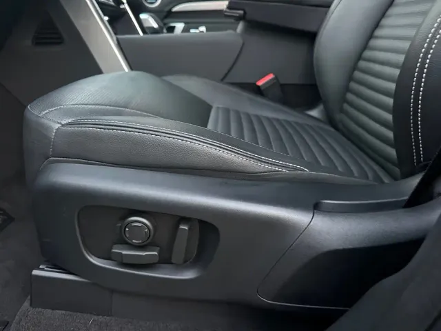 Land Rover Discovery — Фото автомобиля 9