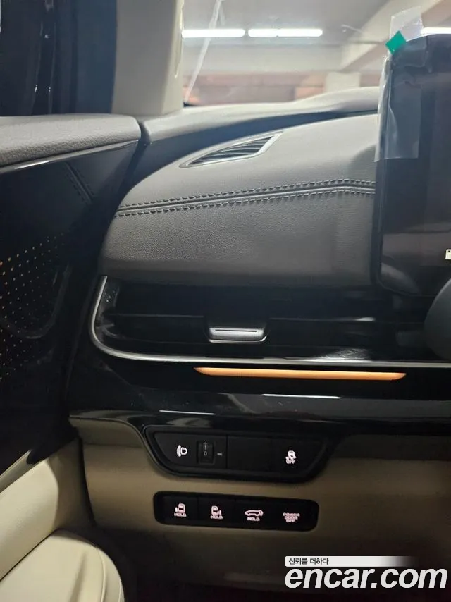 Kia Carnival — Фото автомобиля 17