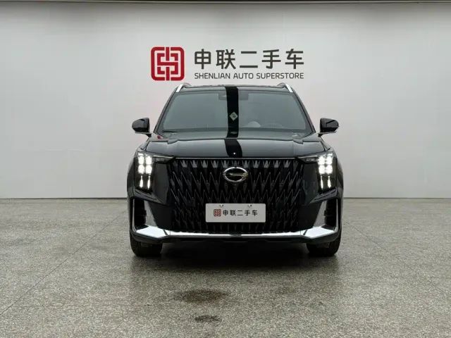 GAC Trumpchi GS8 — Фото автомобиля 2