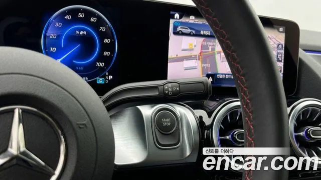 Mercedes-Benz EQB — Фото автомобиля 9