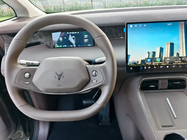 Arcfox Wendao V9 — Фото автомобиля 13
