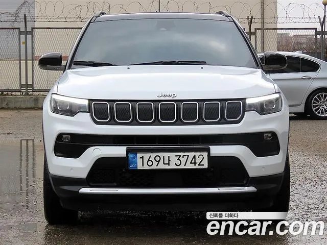 Фотография автомобиля — Jeep Compass 2nd Gen