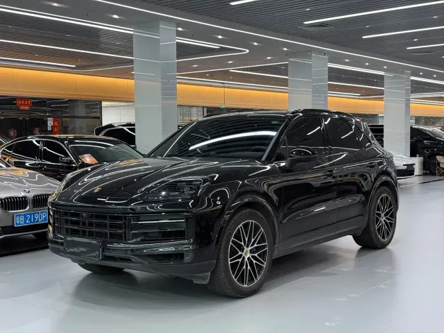 Фотография автомобиля — Porsche Cayenne
