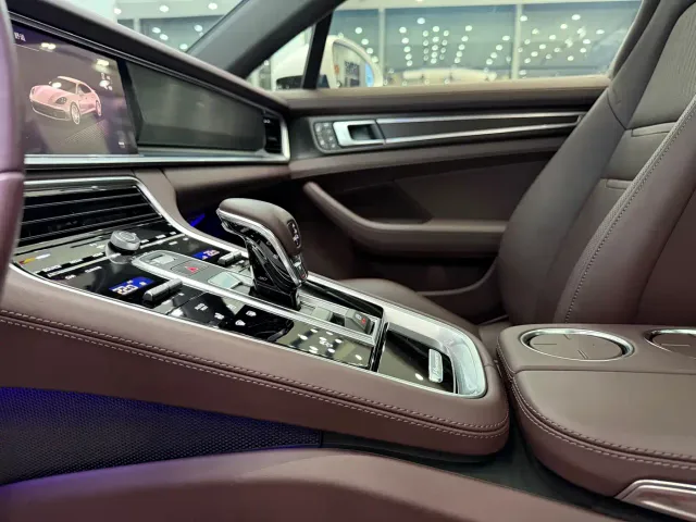 Porsche Panamera — Фото автомобиля 17