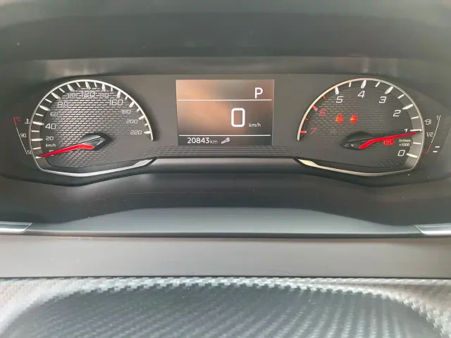 Peugeot 2008 — Фото автомобиля 19