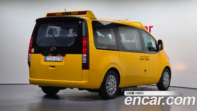 Hyundai Staria — Фото автомобиля 2